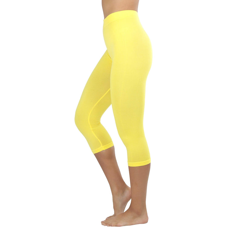 Women’s Capri Length Seamless Lightweight Stretch Leggings