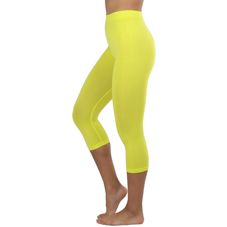 Women’s Capri Length Seamless Lightweight Stretch Leggings