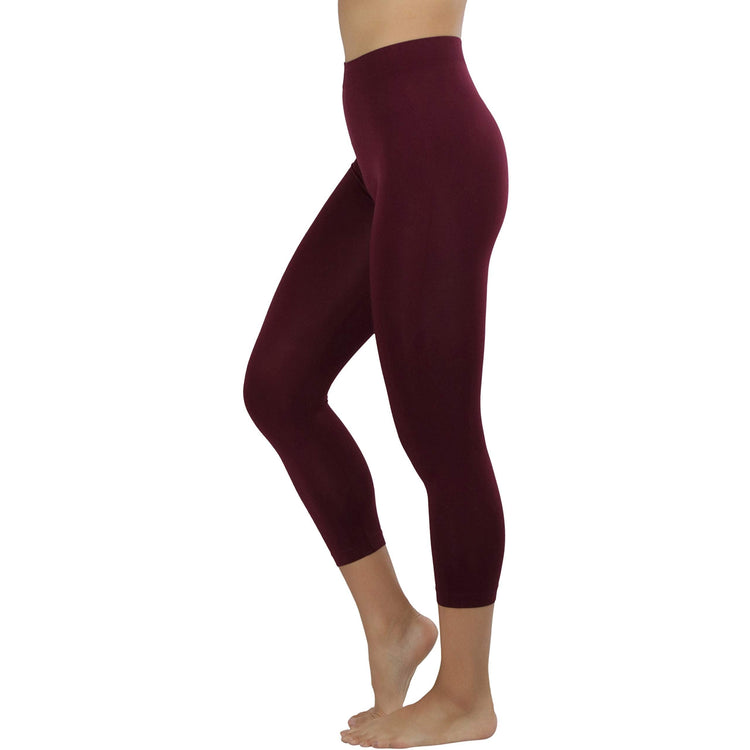 Women’s Capri Length Seamless Lightweight Stretch Leggings