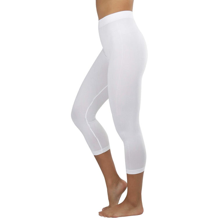 Women’s Capri Length Seamless Lightweight Stretch Leggings